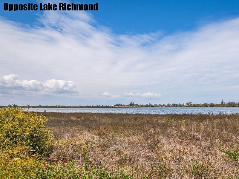 26 Lake Street, Rockingham WA 6168