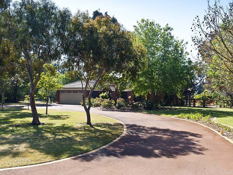 70 Watson Drive, Barragup WA 6209