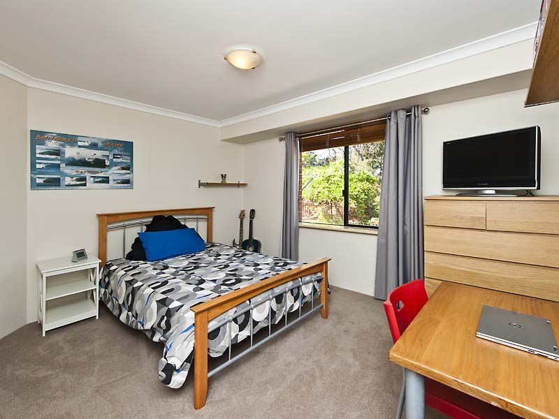 70 Watson Drive, Barragup WA 6209