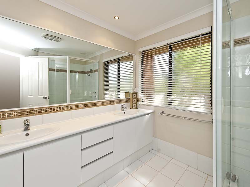 70 Watson Drive, Barragup WA 6209