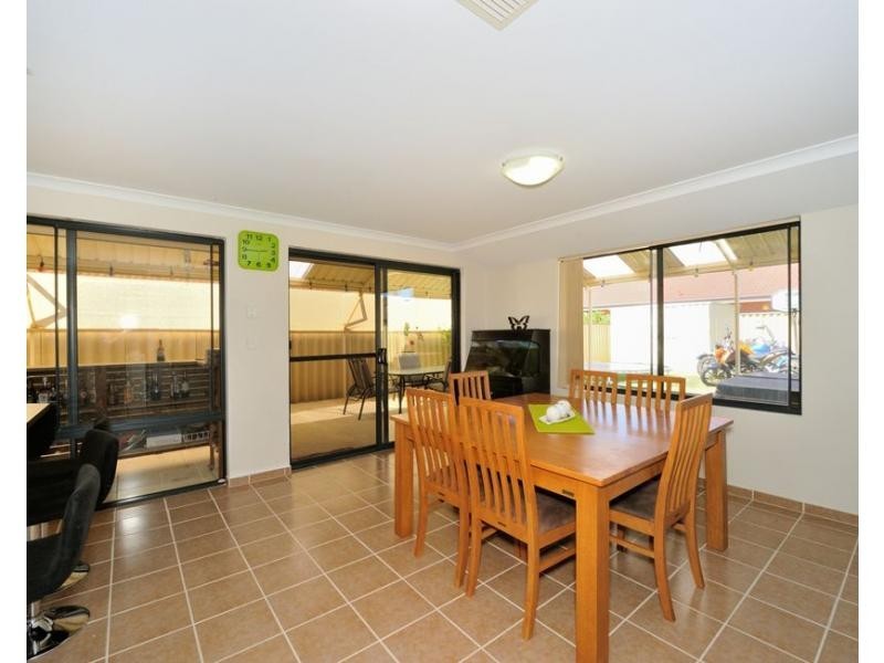 10 Delaney Parkway, Port Kennedy WA 6172