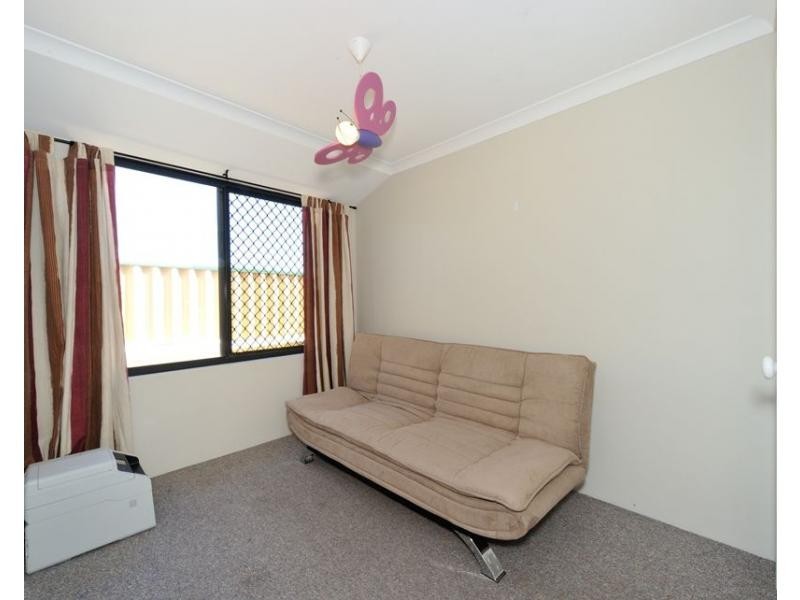 10 Delaney Parkway, Port Kennedy WA 6172