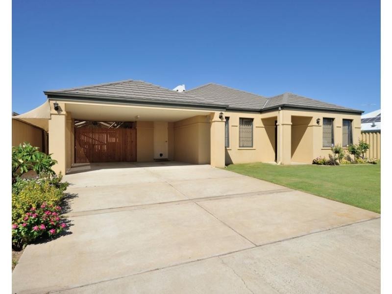 10 Delaney Parkway, Port Kennedy WA 6172