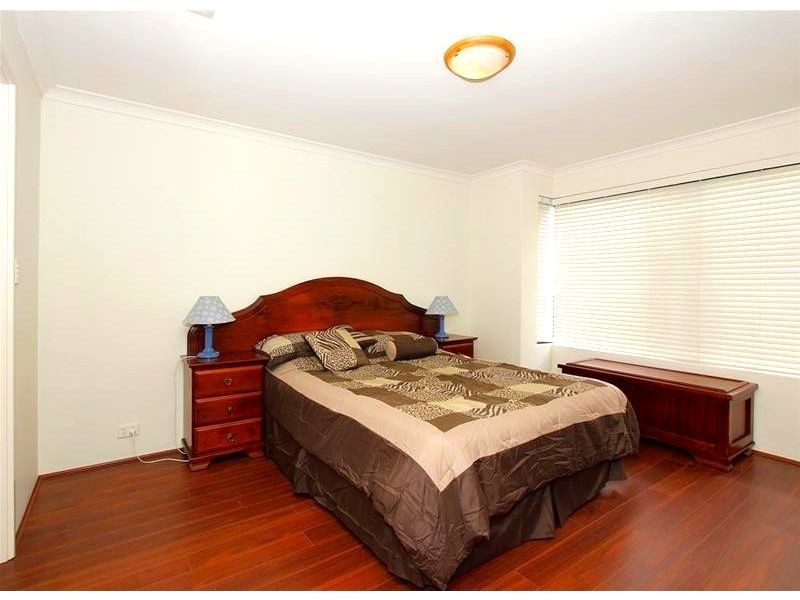 47 Palmerston Crescent, Tapping WA 6065