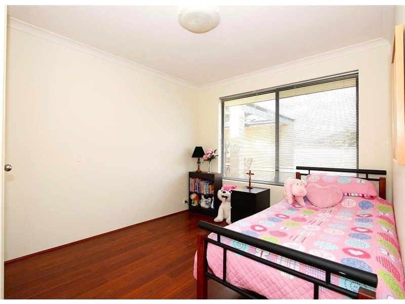 47 Palmerston Crescent, Tapping WA 6065