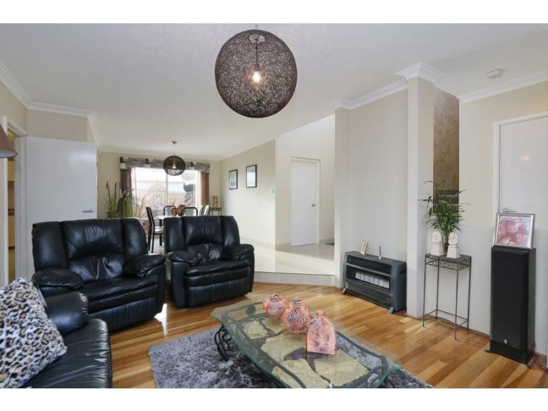 5 Hillview Rise, Cooloongup WA 6168