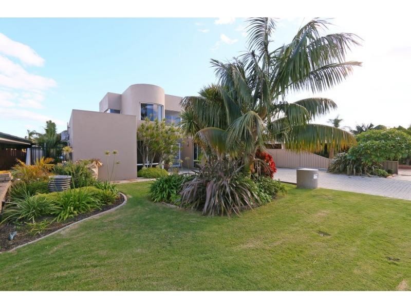 5 Hillview Rise, Cooloongup WA 6168