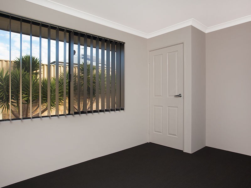 31 Benjamin Crescent, Tapping WA 6065