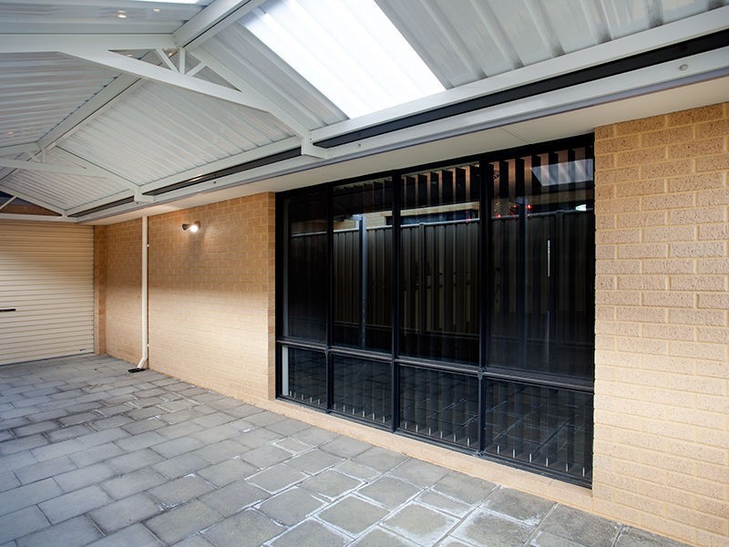 31 Benjamin Crescent, Tapping WA 6065