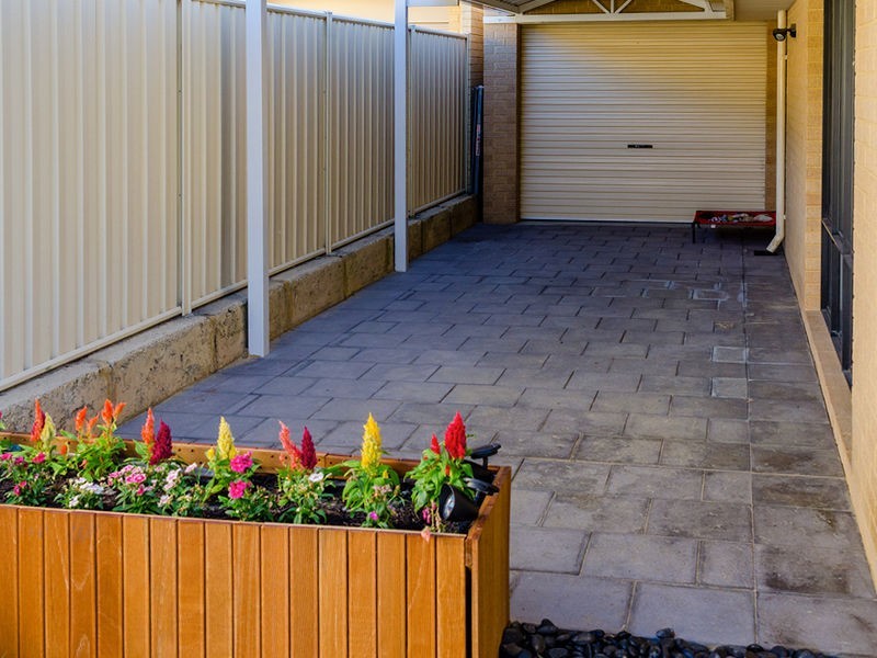 31 Benjamin Crescent, Tapping WA 6065