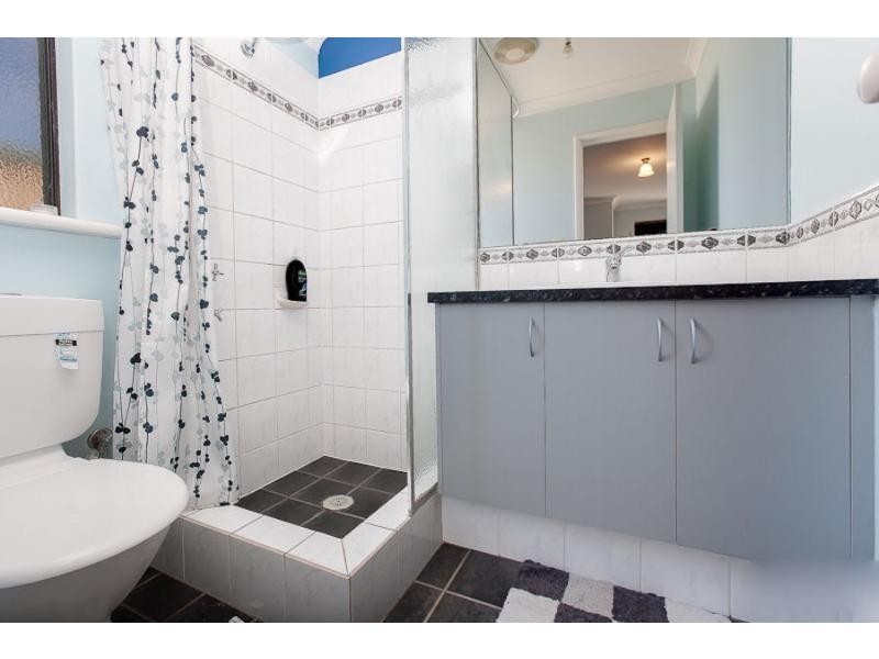 6 Maynard Way, Bertram WA 6167