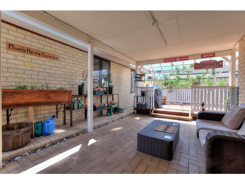 6 Maynard Way, Bertram WA 6167