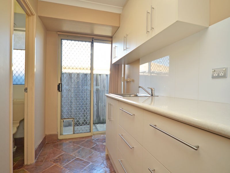 18 Winchester Place, Ballajura WA 6066