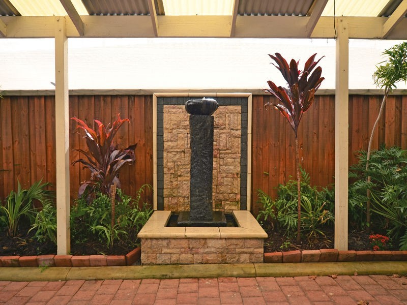 18 Winchester Place, Ballajura WA 6066