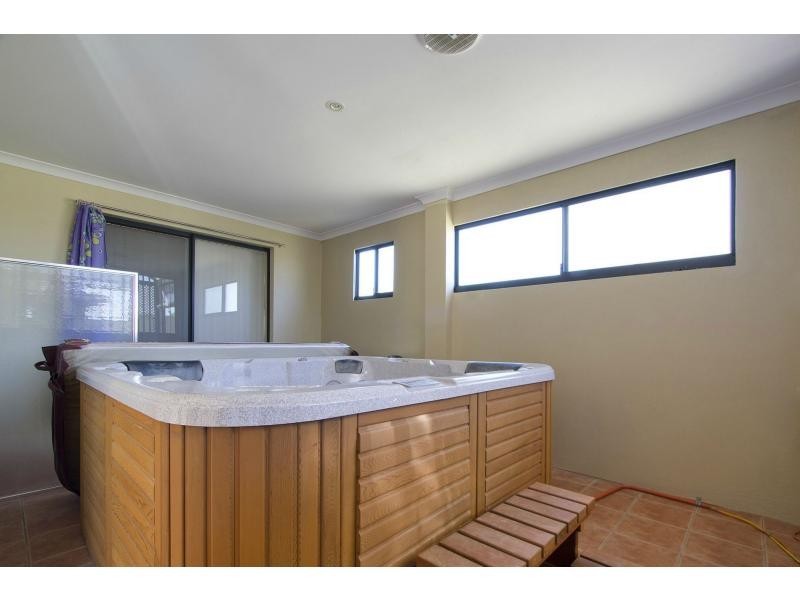 22 King David Boulevard, Madeley WA 6065