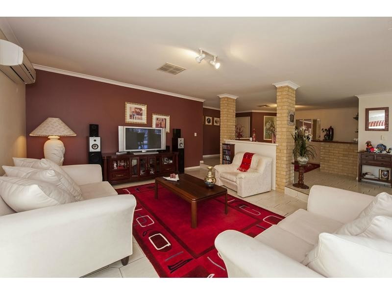 76 Heron Place, South Yunderup WA 6208