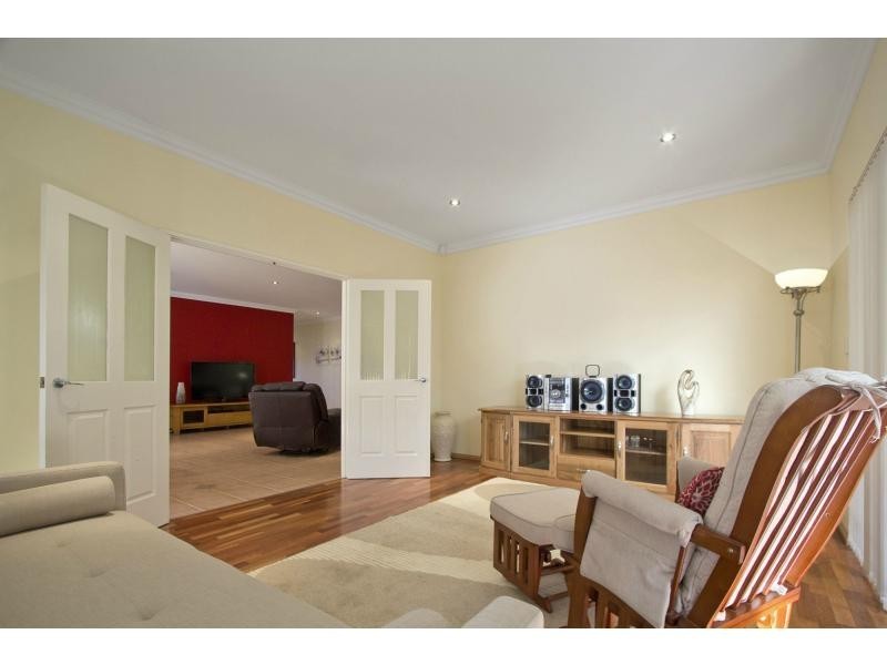 24 Osterley Terrace, Darch WA 6065