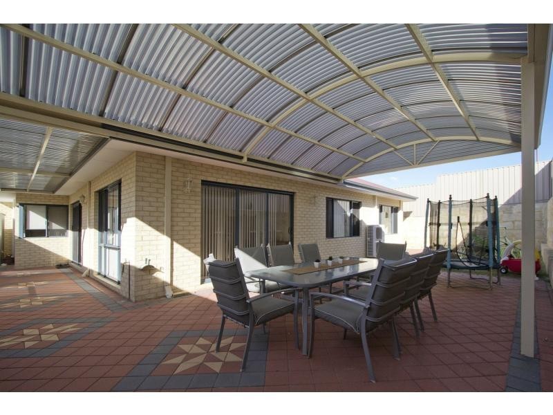 24 Osterley Terrace, Darch WA 6065