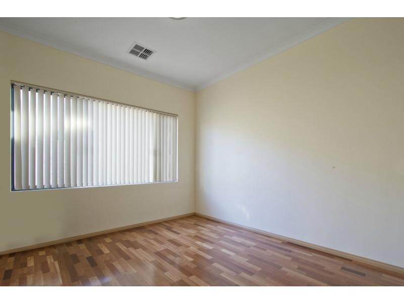 24 Osterley Terrace, Darch WA 6065