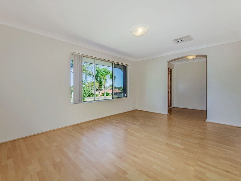13 Bickner Way, Parmelia WA 6167