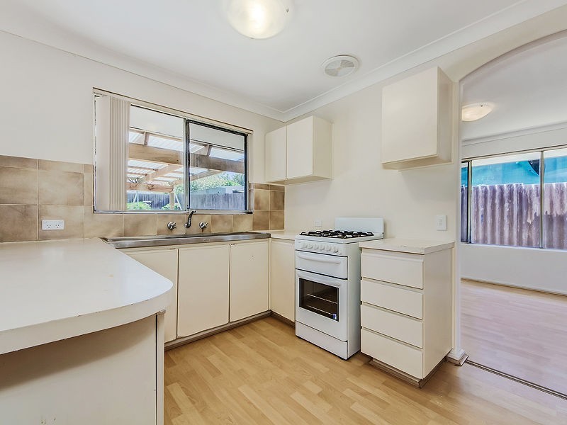13 Bickner Way, Parmelia WA 6167