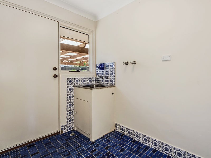 13 Bickner Way, Parmelia WA 6167