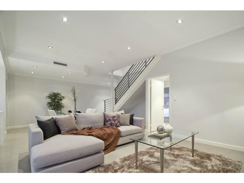 40B Kembla Circle, Madeley WA 6065