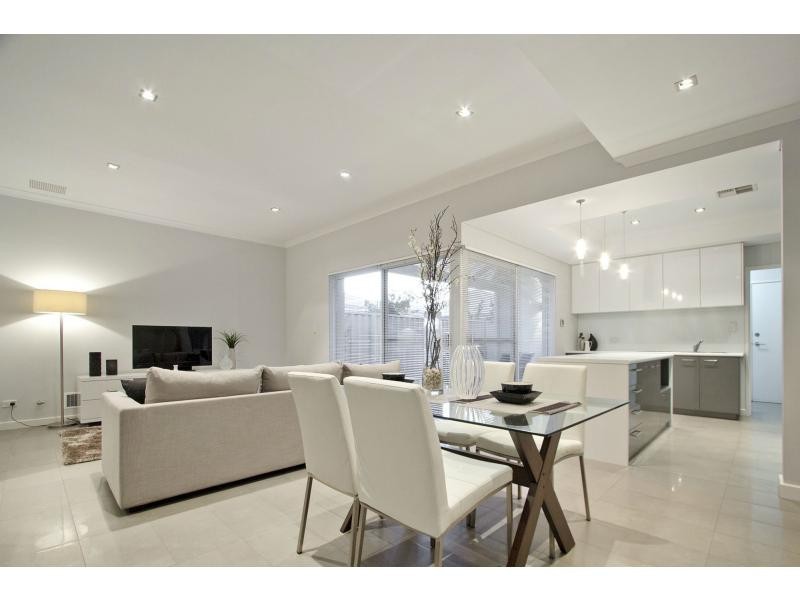 40B Kembla Circle, Madeley WA 6065