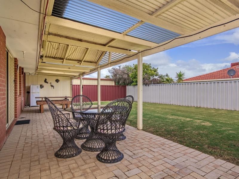 9 Toulon Gardens, Port Kennedy WA 6172
