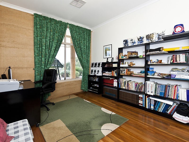 68 Caspian Way, Brigadoon WA 6069