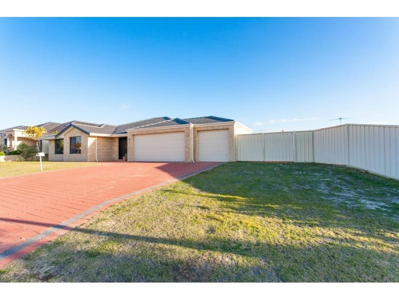 98 Shreeve Road, Canning Vale WA 6155