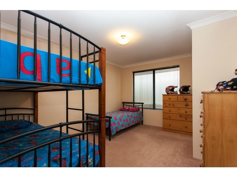 98 Shreeve Road, Canning Vale WA 6155