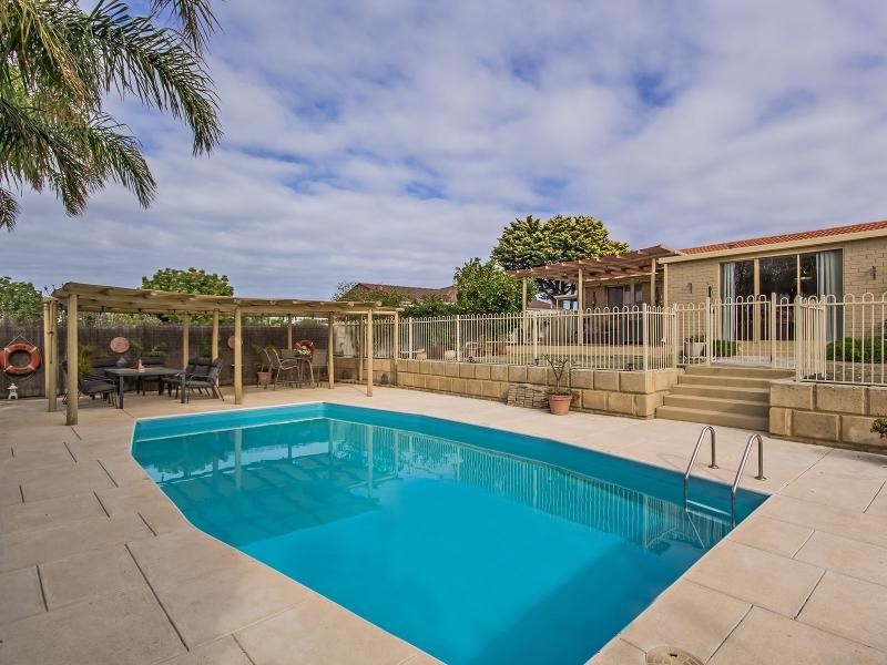 29 Powis Way, Warnbro WA 6169