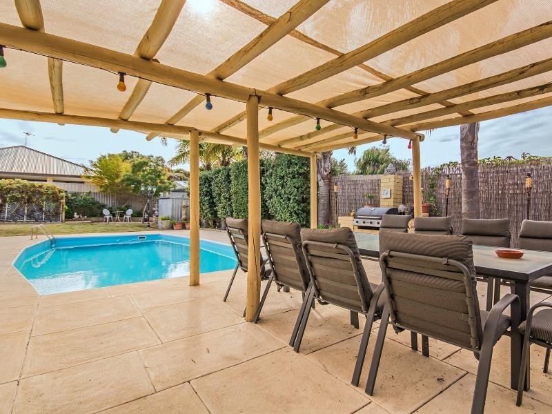 29 Powis Way, Warnbro WA 6169