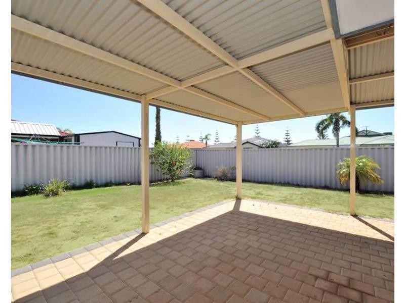 11 Moorburg Loop, Port Kennedy WA 6172