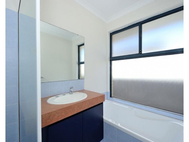 11 Moorburg Loop, Port Kennedy WA 6172
