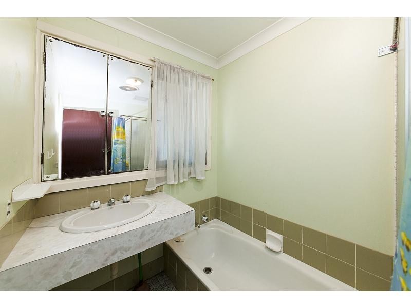 6 Range Court, High Wycombe WA 6057