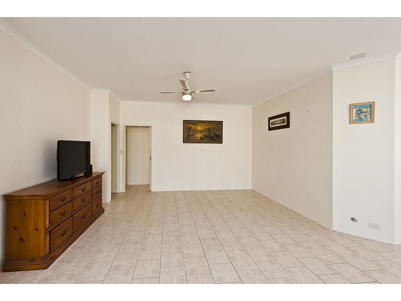 53 Parkland Drive, Warnbro WA 6169