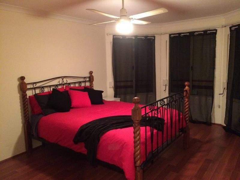 53 Parkland Drive, Warnbro WA 6169