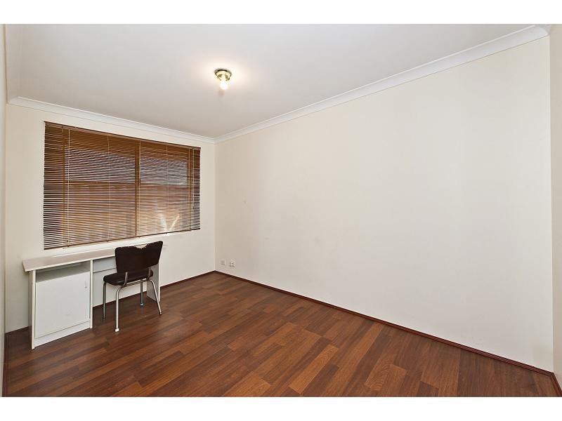 53 Parkland Drive, Warnbro WA 6169