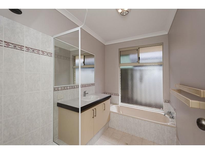 53 Parkland Drive, Warnbro WA 6169