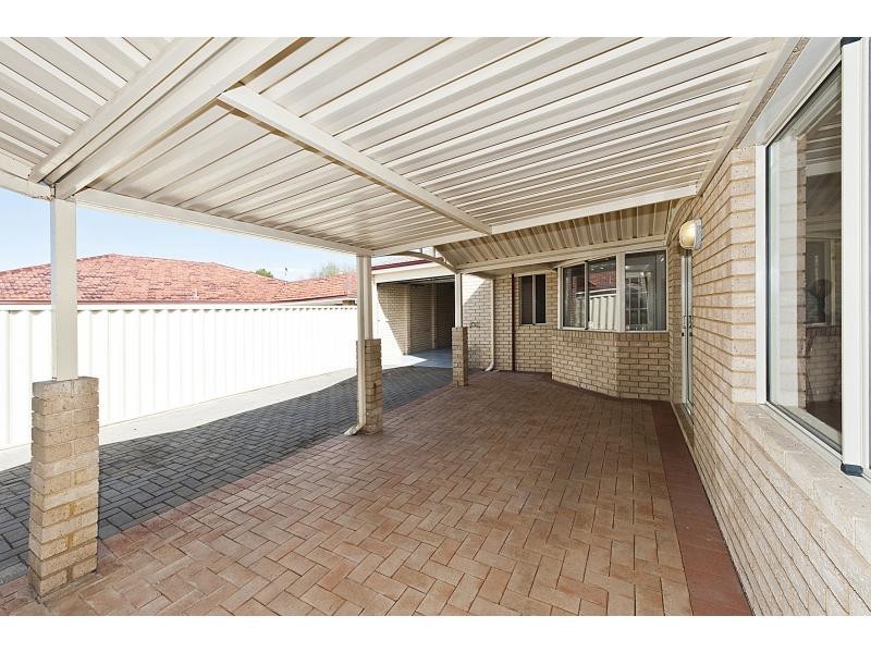 53 Parkland Drive, Warnbro WA 6169