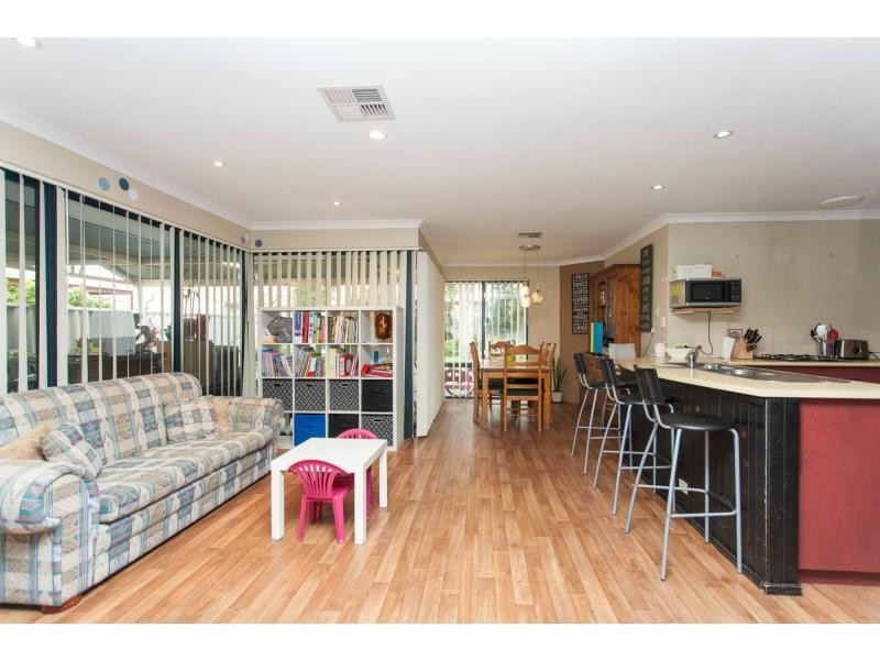 20 Morolo Street, Seville Grove WA 6112