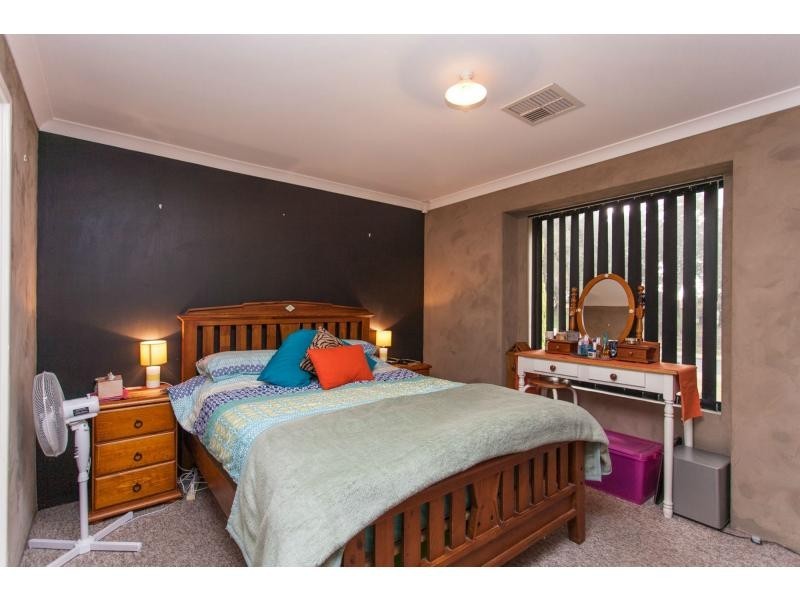 20 Morolo Street, Seville Grove WA 6112