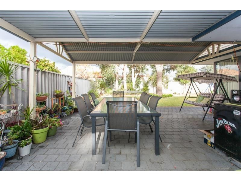 20 Morolo Street, Seville Grove WA 6112