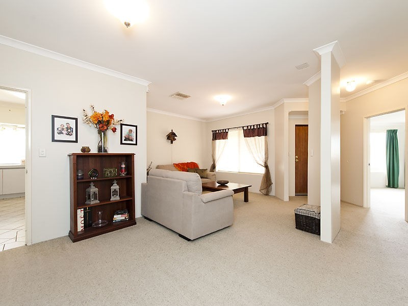 16 Turquoise Crescent, Forrestfield WA 6058