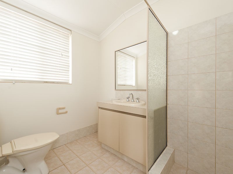 16 Turquoise Crescent, Forrestfield WA 6058