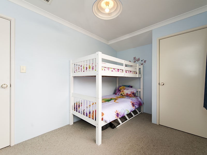 16 Turquoise Crescent, Forrestfield WA 6058