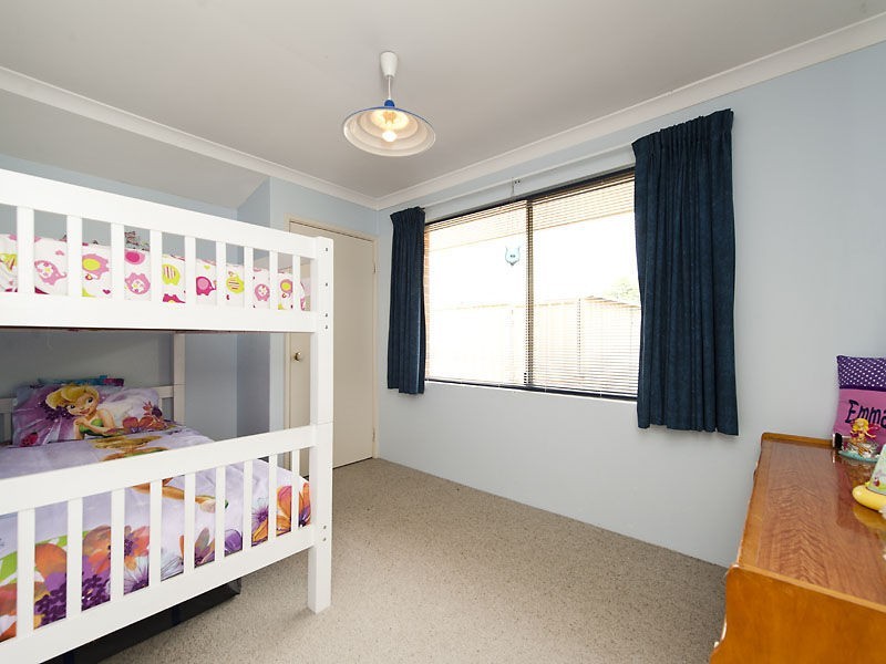 16 Turquoise Crescent, Forrestfield WA 6058