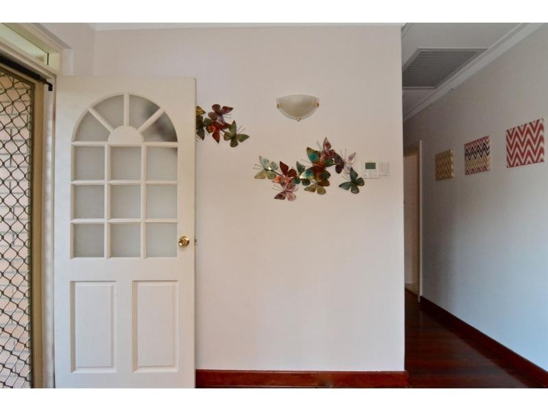 16 Wallsend Street, Safety Bay WA 6169